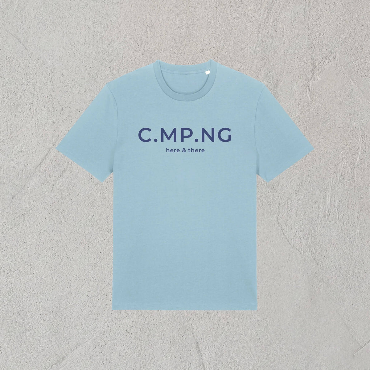 Produktfoto des C.MP.NG Camping Tshirts original in der Farbe hellblau.